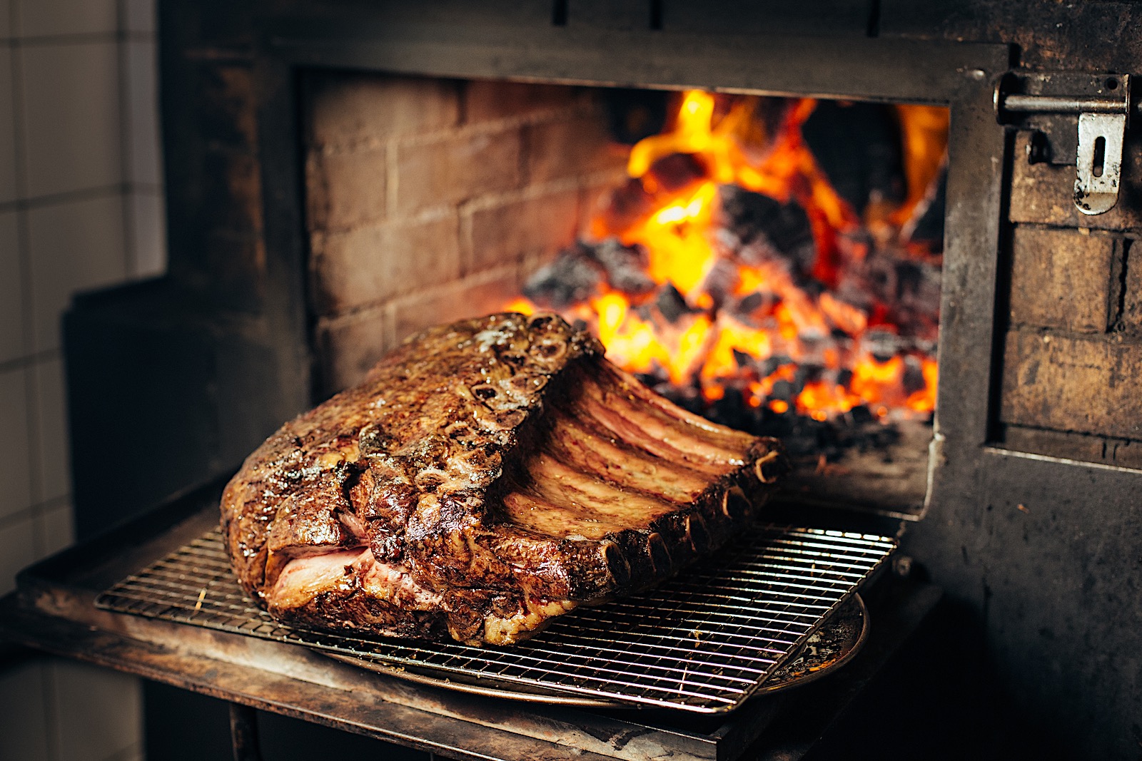 ROCOCO GLASS 日本で最もエレガントなビールグラス「ROCOCO Tokyo GLASS」が誕生！